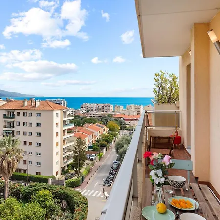 Flor De Mayo - Agreable -proche - Parking Gratuit Apartment *